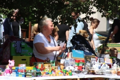 Trödeln am Martin-Luther-Platz