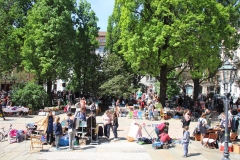 Trödeln am Martin-Luther-Platz