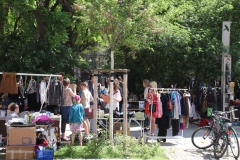 Trödeln am Martin-Luther-Platz