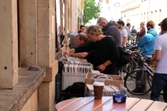 Schallplatten-Trödelmarkt vorm SideDoor
