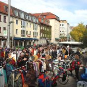 Der Scheune-Vorplatz war voll.